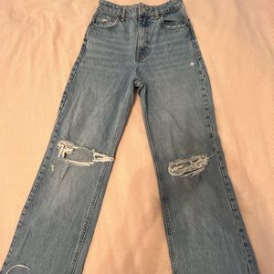 Trendy Zara jeans